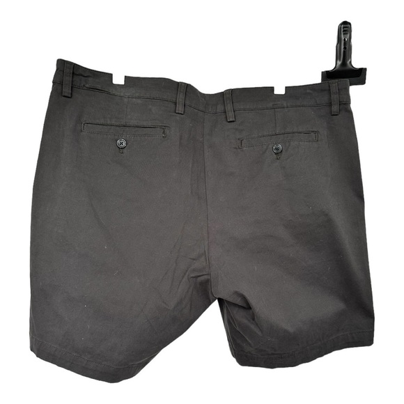 Slate & Stone 7" COTTON TWILL SHORT in Charcol - Picture 4 of 6